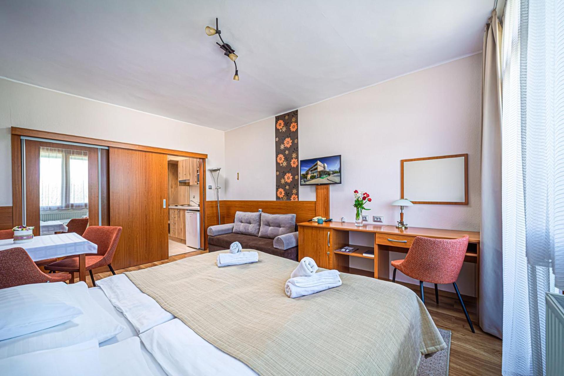 Apartman Hotel Buk Ngoại thất bức ảnh