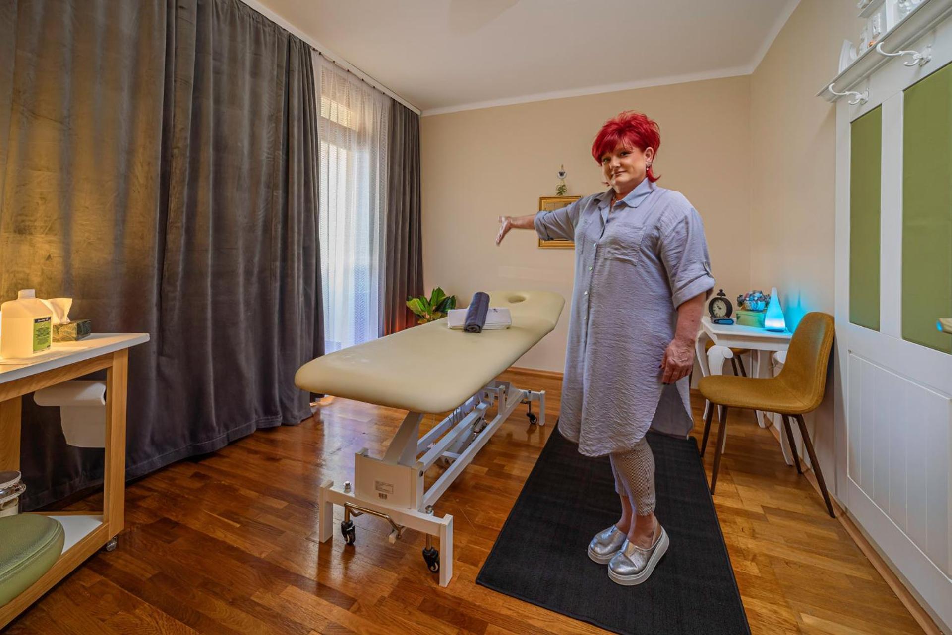 Apartman Hotel Buk Ngoại thất bức ảnh