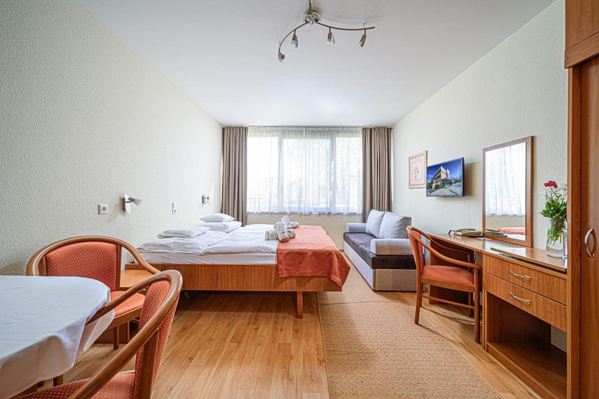 Apartman Hotel Buk Ngoại thất bức ảnh