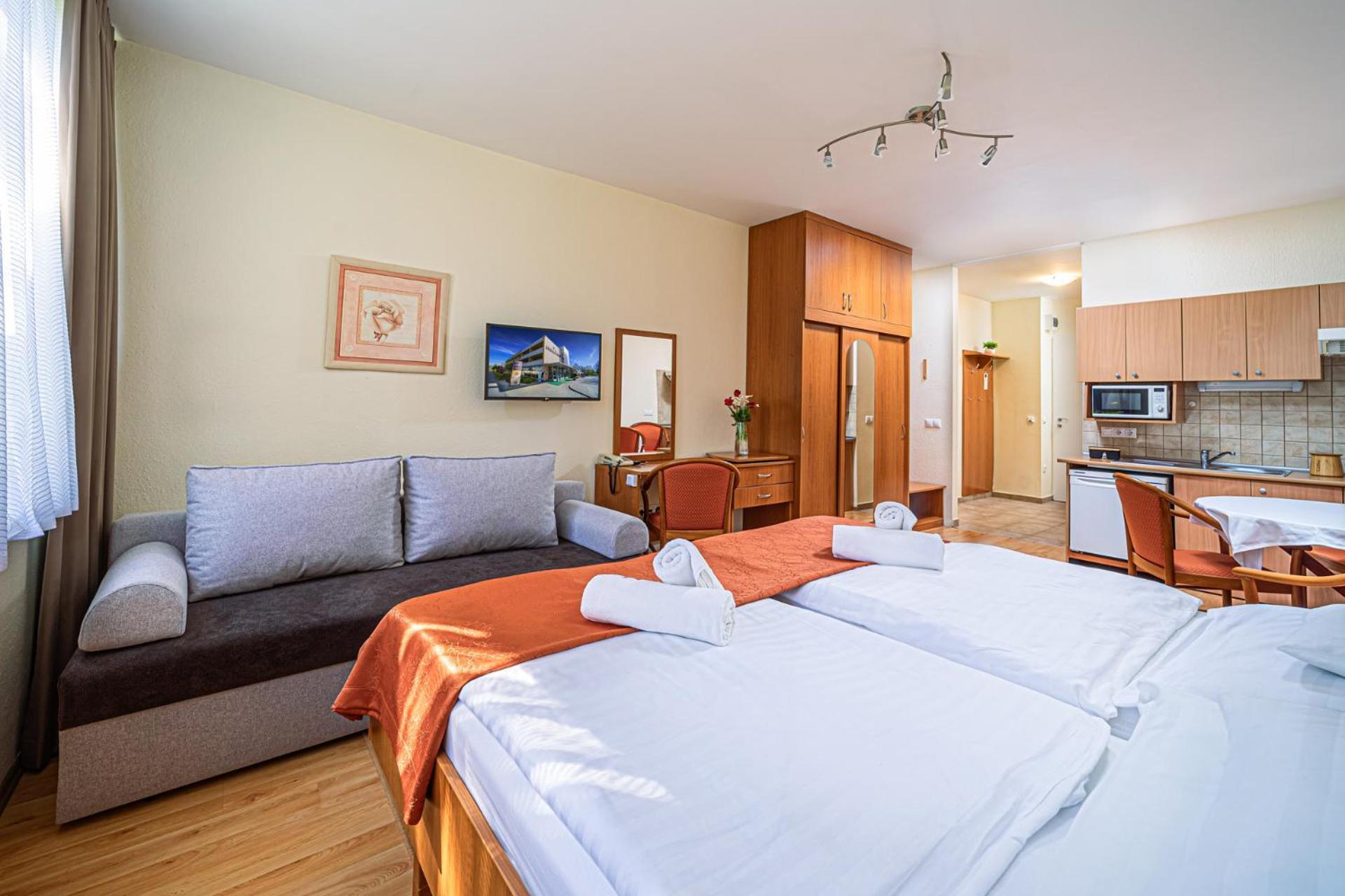 Apartman Hotel Buk Ngoại thất bức ảnh