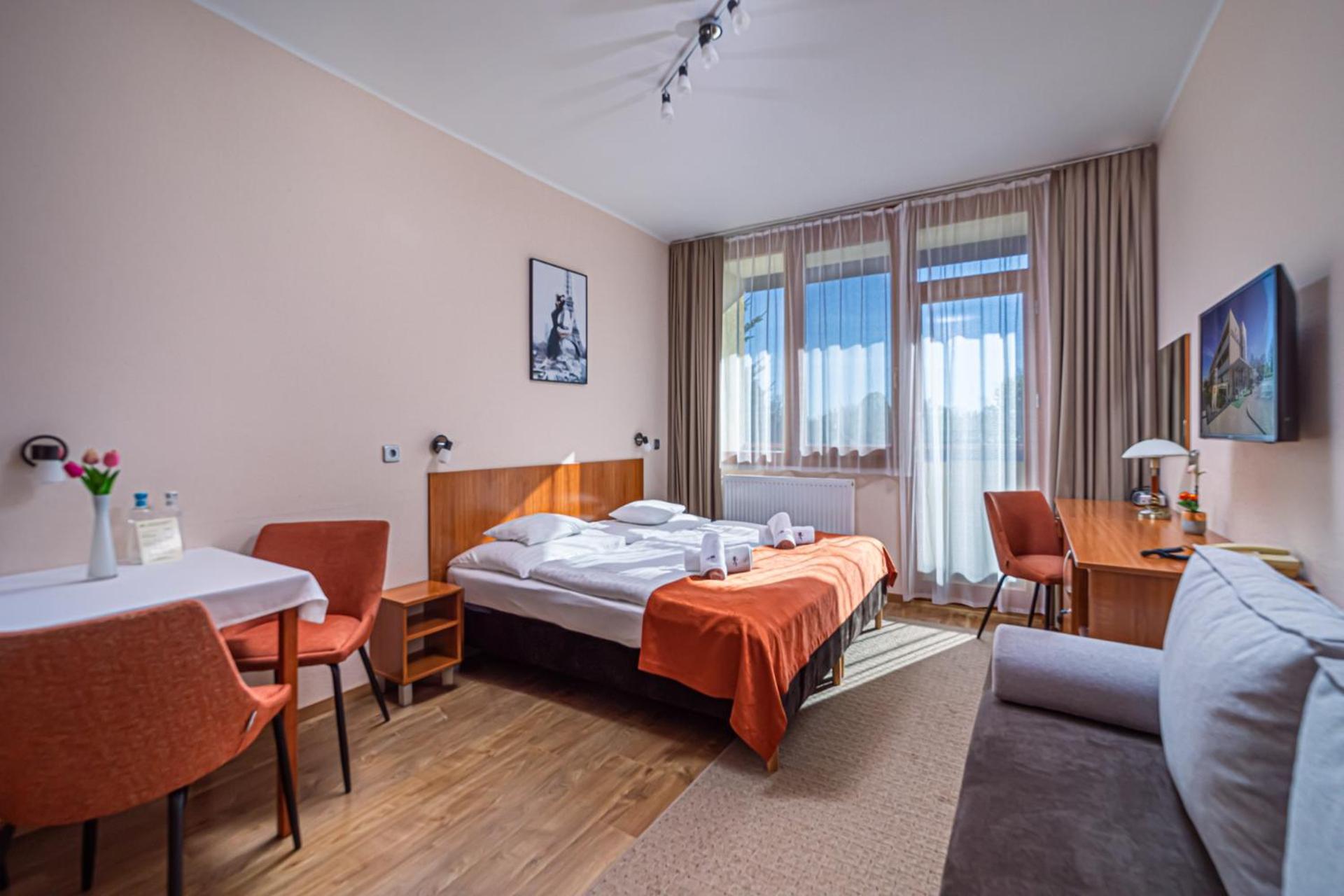 Apartman Hotel Buk Ngoại thất bức ảnh