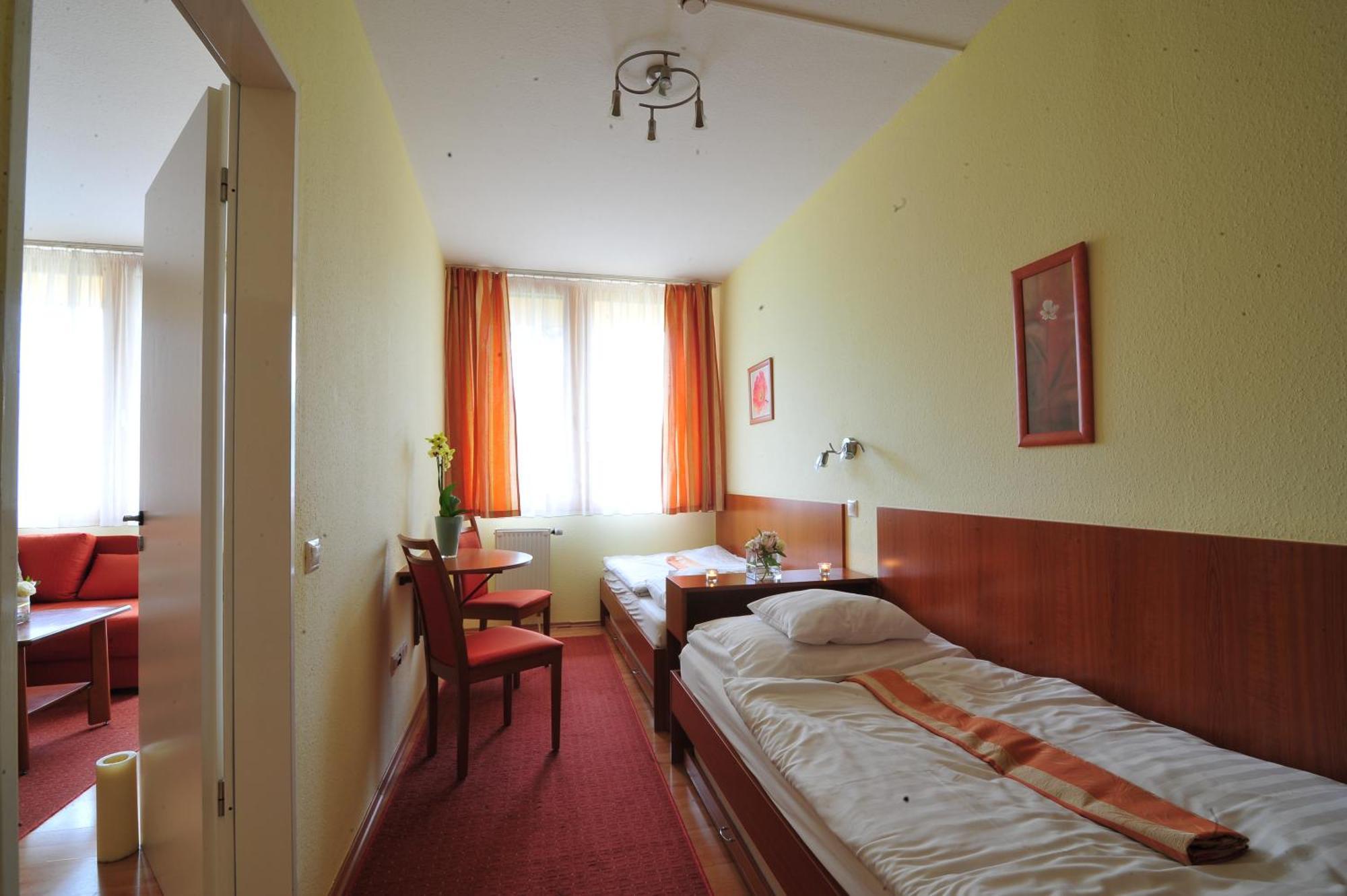 Apartman Hotel Buk Phòng bức ảnh