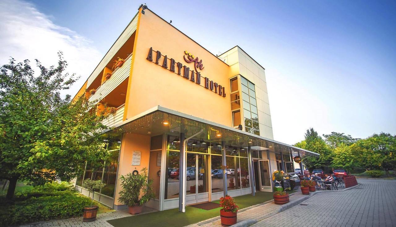 Apartman Hotel Buk Ngoại thất bức ảnh